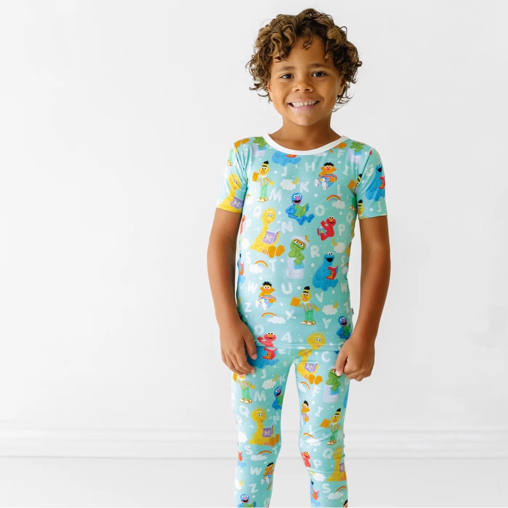 Spelling with Sesame Street Two-Piece Short Sleeve Pajama Set - 5/6